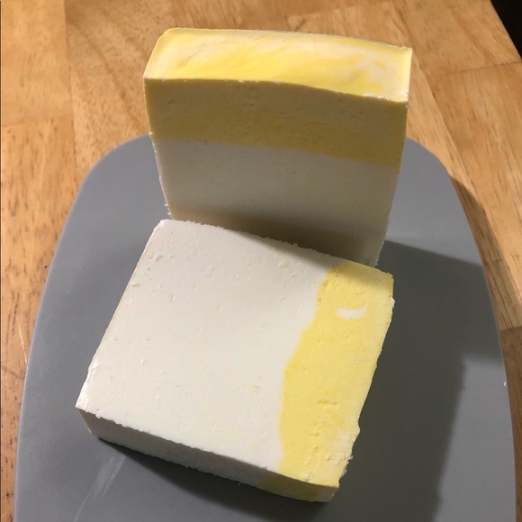 Artisan Other - Red Clover Tea Lux Artisan Soap